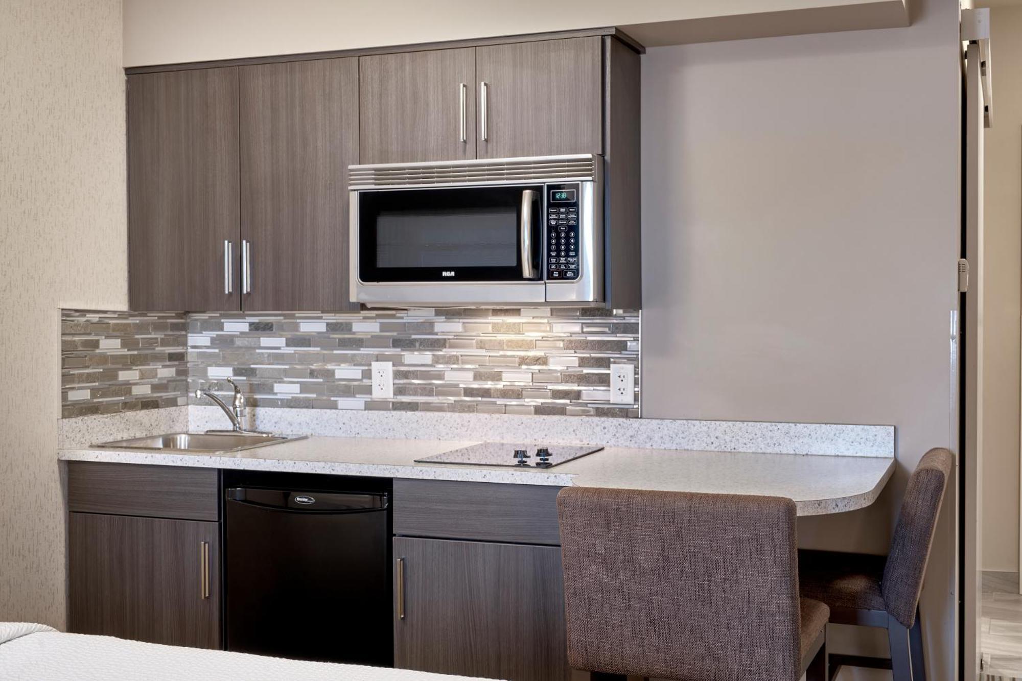 Fairfield Inn & Suites By Marriott Airdrie Exterior foto
