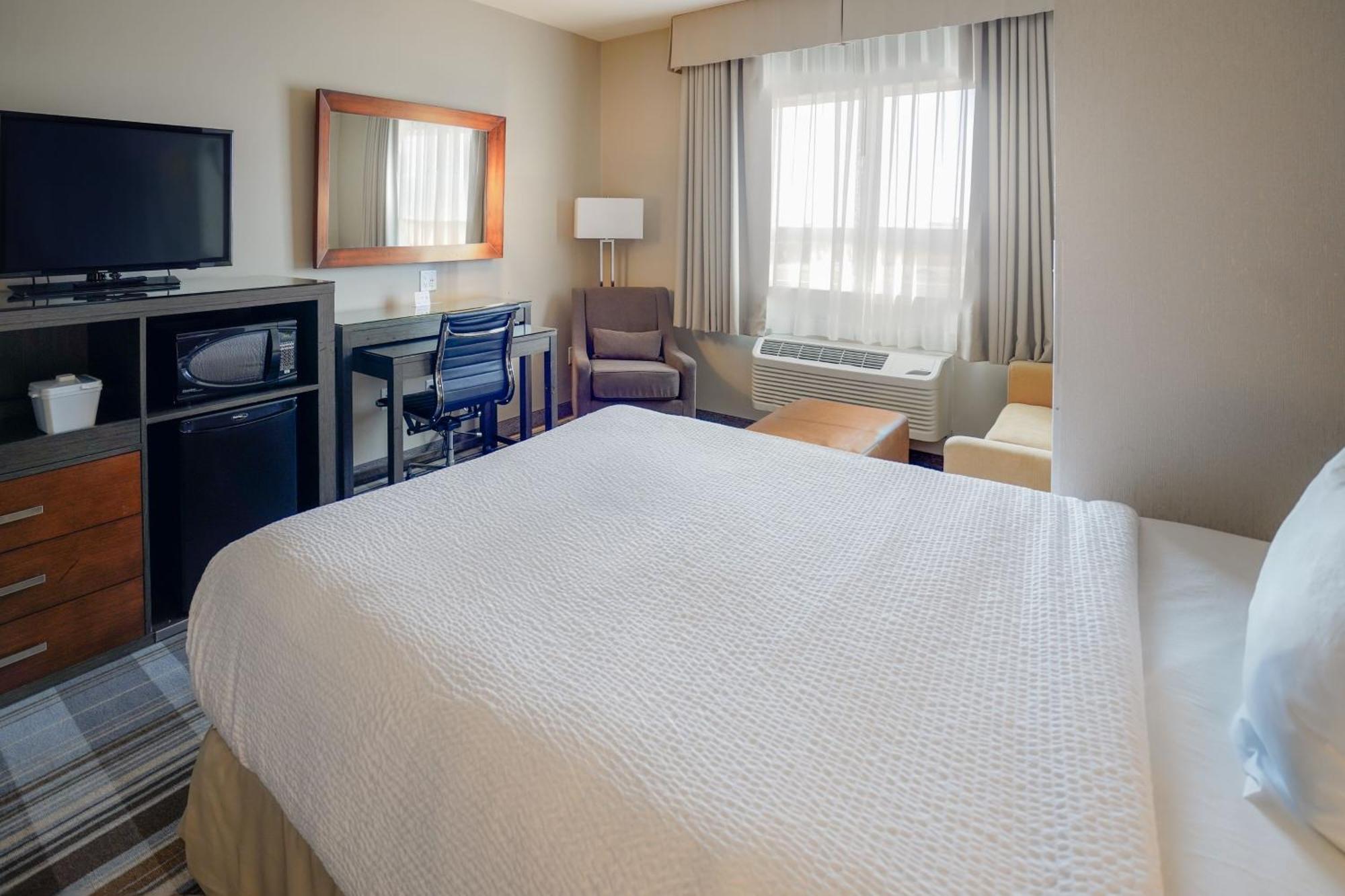 Fairfield Inn & Suites By Marriott Airdrie Exterior foto